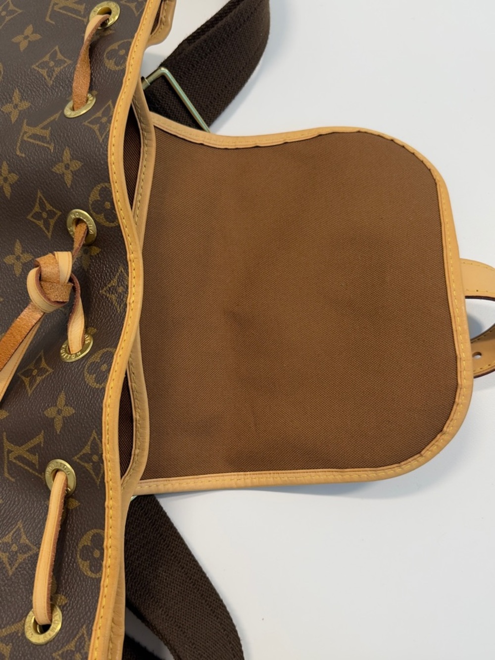 Louis Vuitton Bosphore Backpack – Monogram Canvas - Picture 5 of 16